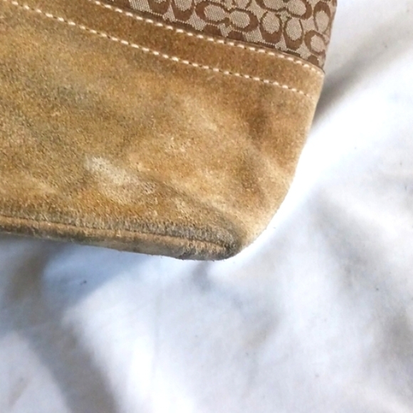 Coach Signature Jaquard and Suede Tan Hobo Shoulder Bag - Picture 11 of 13